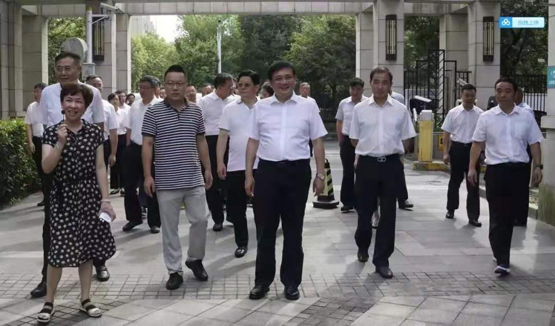 南京市高淳区党政代表团一行考察怀盛怡庭小区 南京市高淳区党政代表团一行考察怀盛怡庭小区