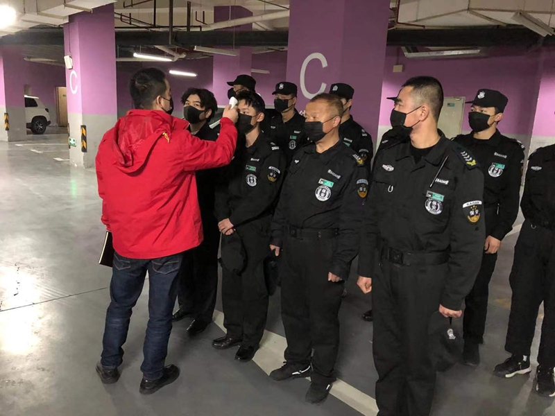 为了明天的曙光,今天我们逆风而行! 为了明天的曙光,今天我们逆风而行!