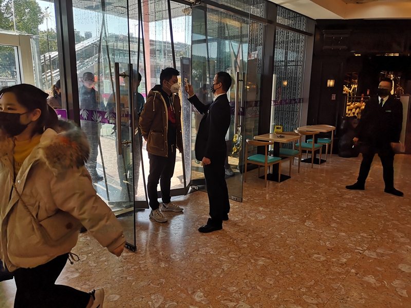 为了明天的曙光,今天我们逆风而行! 为了明天的曙光,今天我们逆风而行!